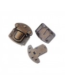 Κoύμπωμα μεταλλικό για τσάντα 35x38mm