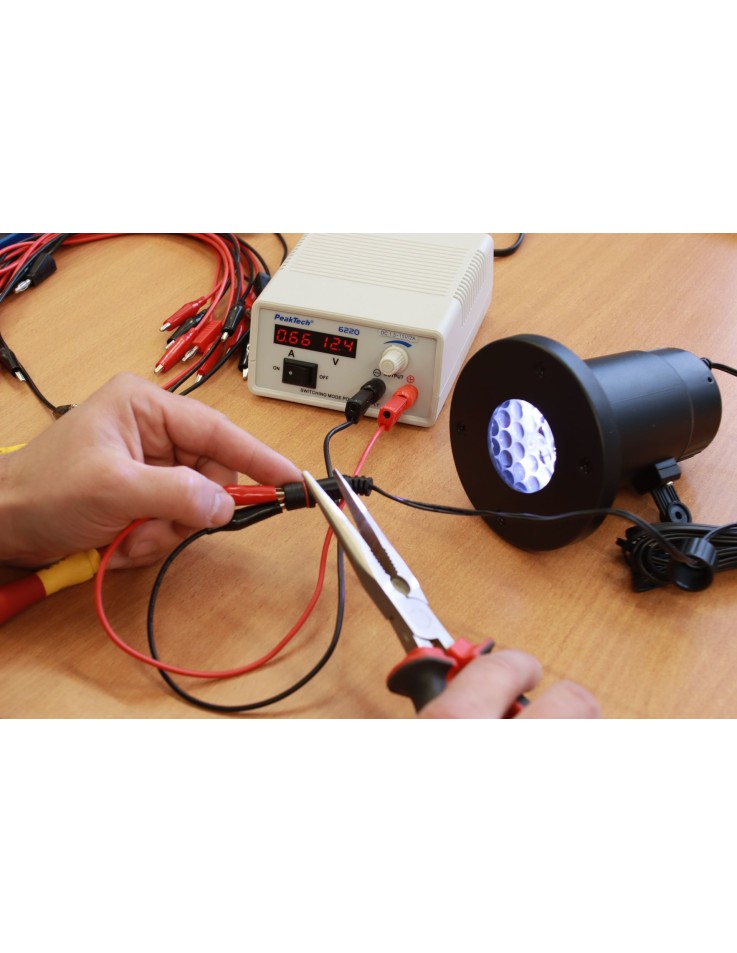 Τροφοδοτικό Εργαστηρίου 1.5-15V 2A PeakTech P 6220