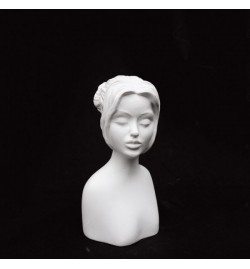Plaste Figurine Grace